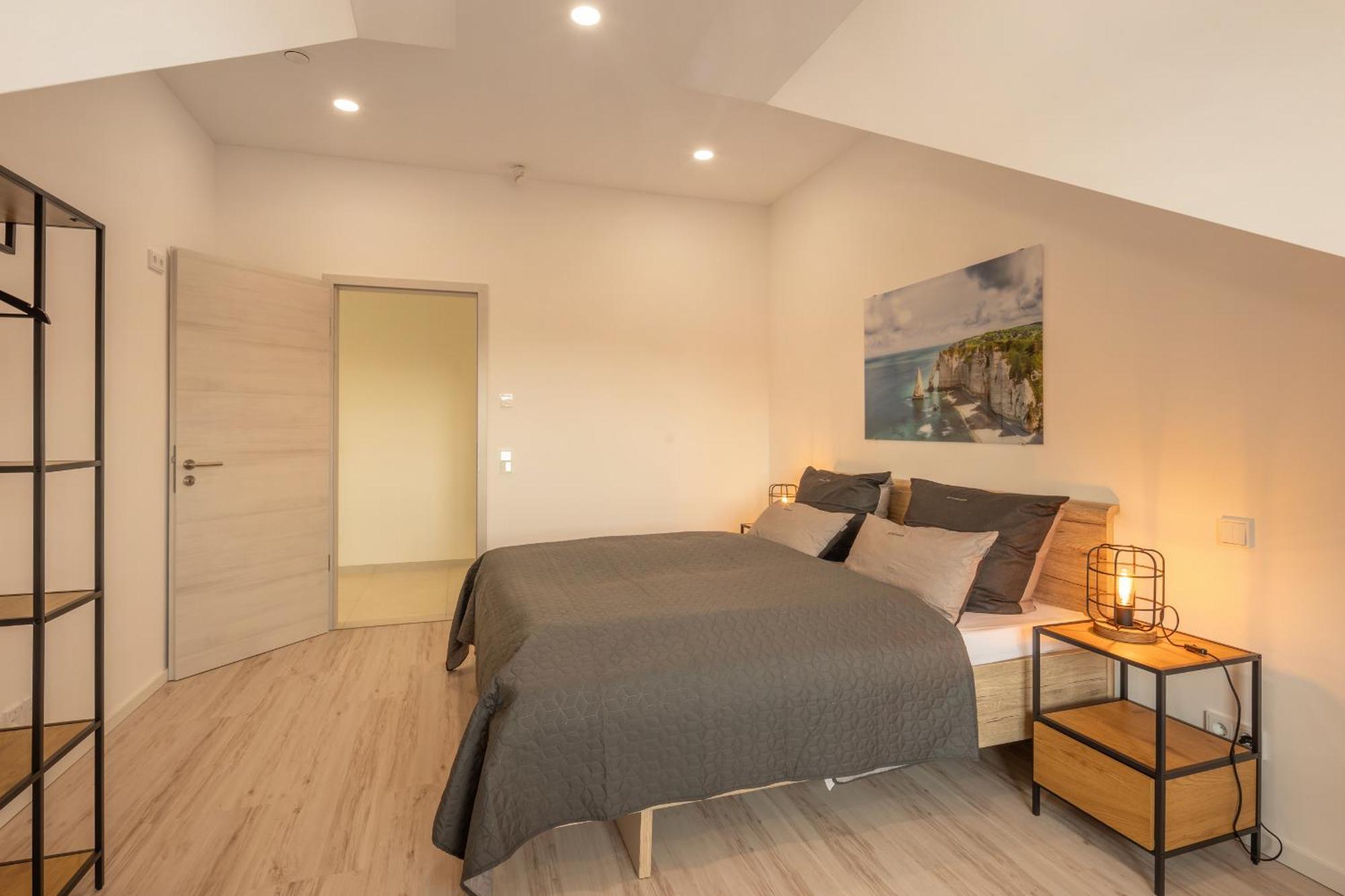 Sweethome - Poing Apartments Esterno foto
